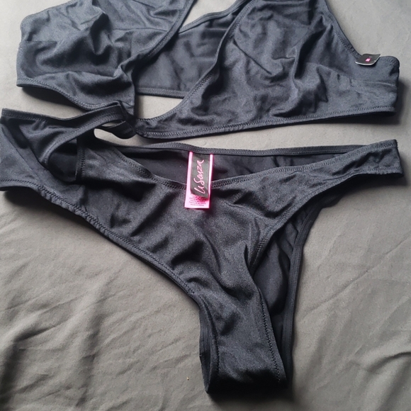 LA Senza black cutout bodysuit or swimsuit - Picture 4 of 8